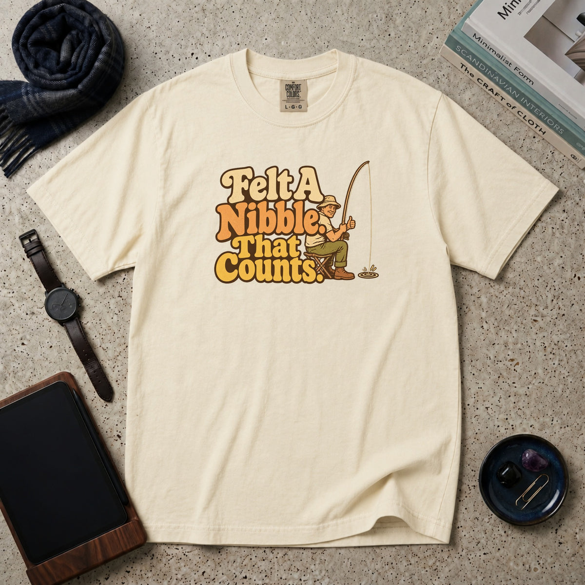 Felt A Nibble. That Counts. T-Shirt – Ivory